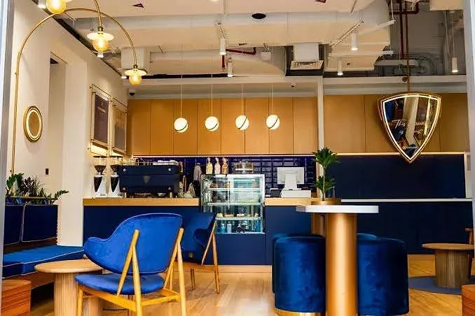 Ours Café