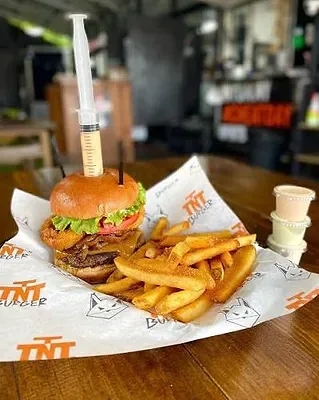 TNT Burger
